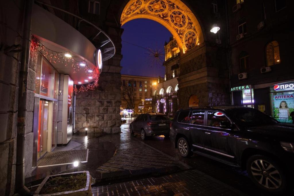 Khreshchatyk Apart Hotel 911 キエフ エクステリア 写真